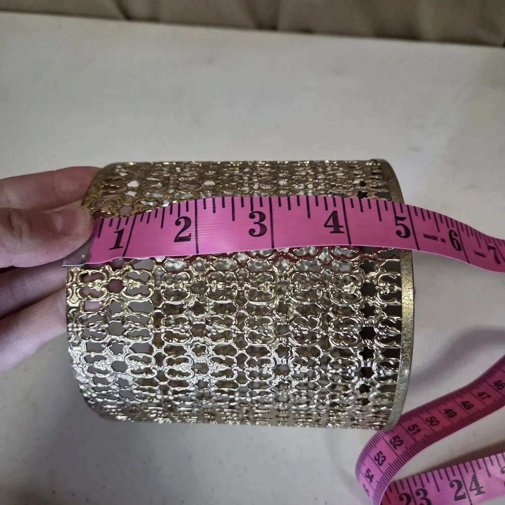 Vtg Hollywood Regency Toilet Paper Roll Cover Gold Filagree